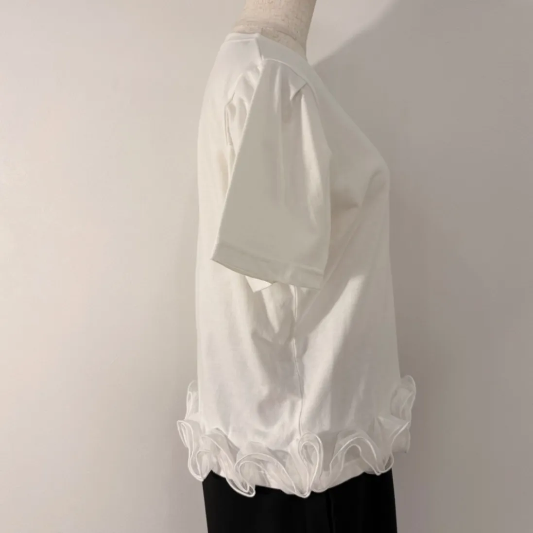 裾チュールフリル半袖Tシャツ ホワイト Mサイズ相当