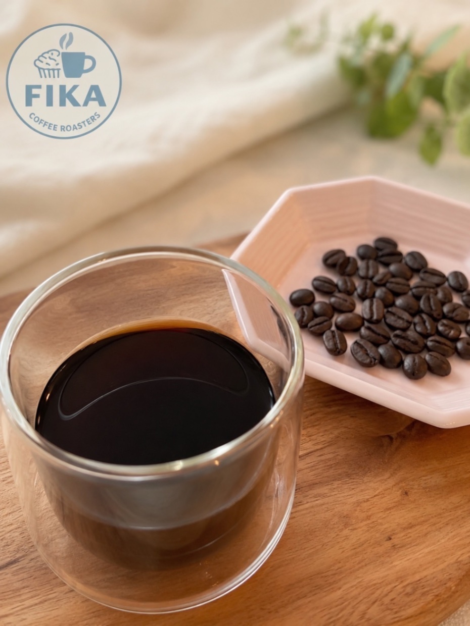 本日焙煎☕︎  深煎り　ブレンドコーヒー
看板メニュー作りました☕︎
⭐️FIKA BLEND☕︎
