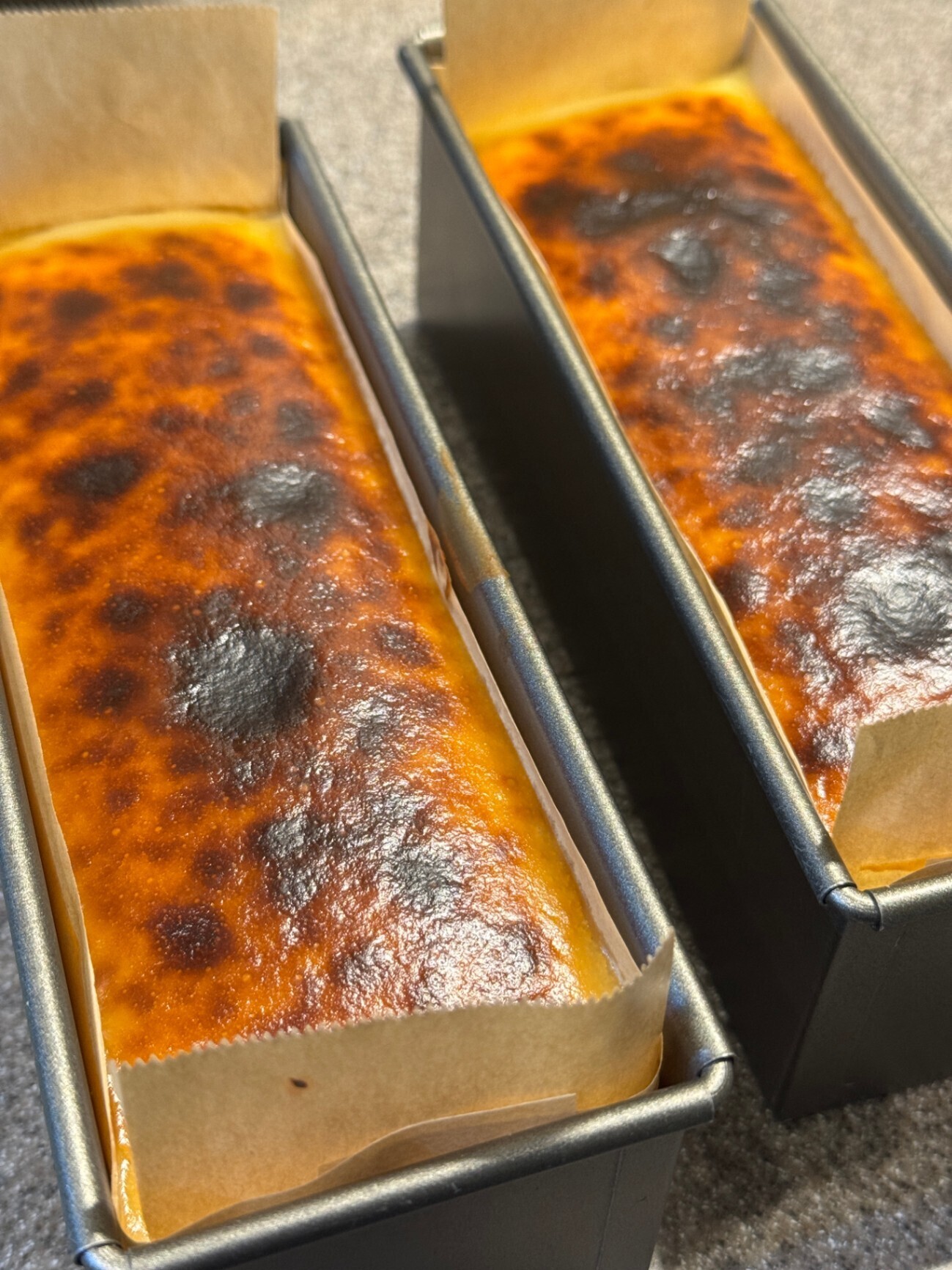 「ポコチー」　バル仕立てのバスクチーズケーキです。
とろける濃厚な味、焦がしの美学。全国一律送料
