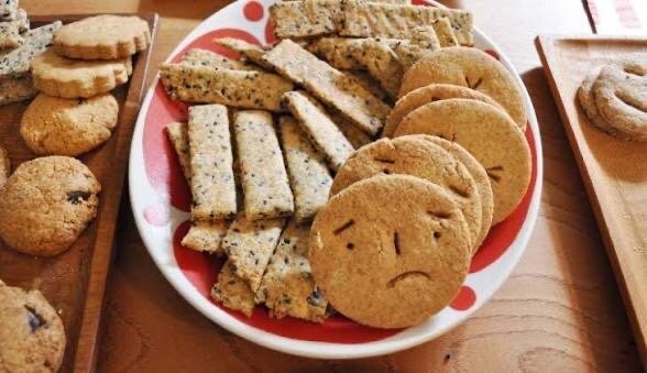 【夏休み🍪おやつをつくろう！】なかしましほさん「ごはんのようなクッキーやビスケットの本」