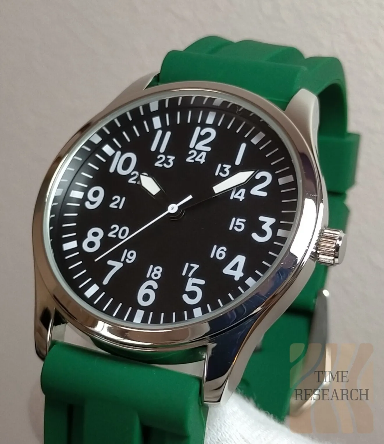 【軍事腕時計をラバーバンドでとことん使い倒す/新品】フイッシュテール尾錠装備 ⑥