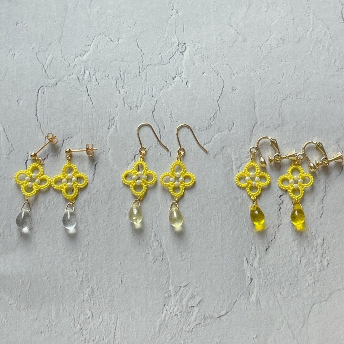 【ハンドメイド】レモン色のひとしずく〜爽やかな朝〜（タティングレースのピアス／イヤリング）