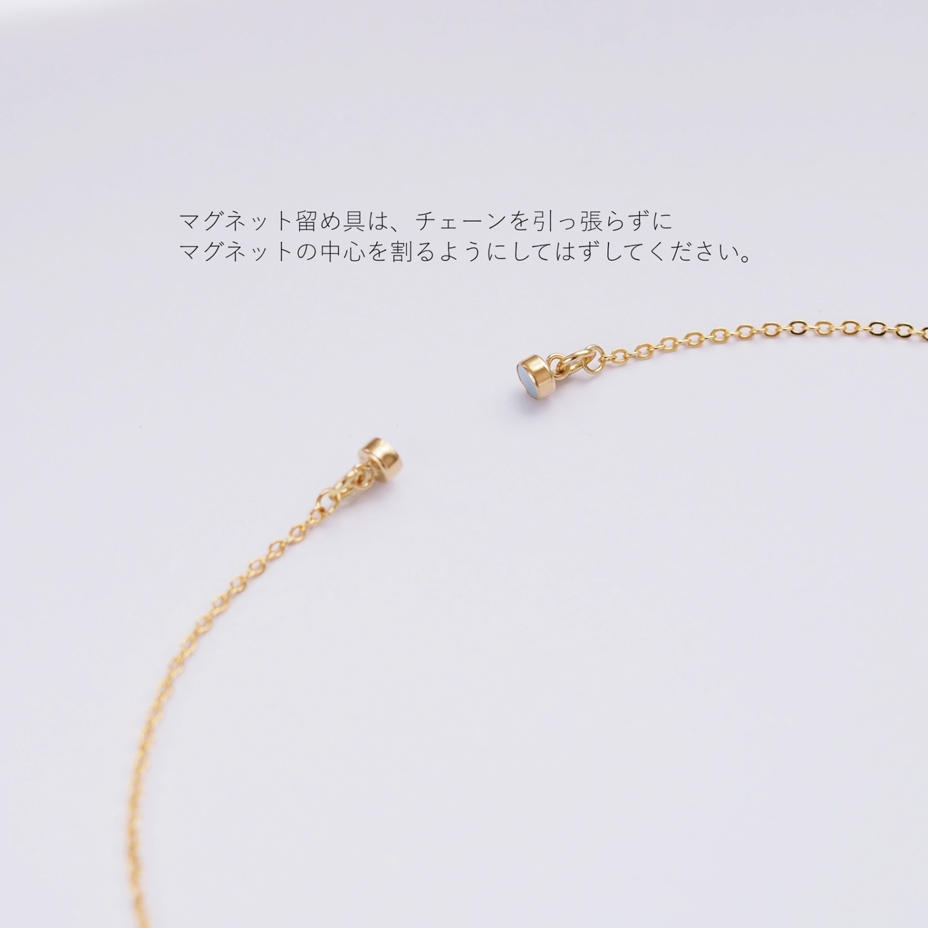 幸運を呼ぶホースシュー＊ジルコニア馬蹄ネックレス◇マグネット着脱 ゴールド/シルバー