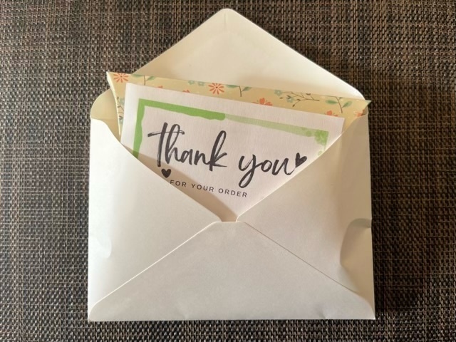 和洋どちらも似合う👍️白いお花のイヤリング【リベポ払い歓迎🎉】