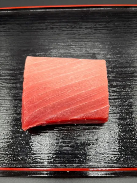 アイルランド産極上天然冷凍本マグロ中トロ