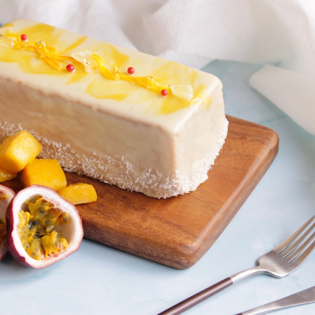 冷やして食べたい南国のケーキ🌴🥭🥥ケイクシルク【夏の果実】