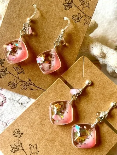 くすみピンク🌸さくらイヤリング／フックピアス【リベポ払い歓迎🎉】