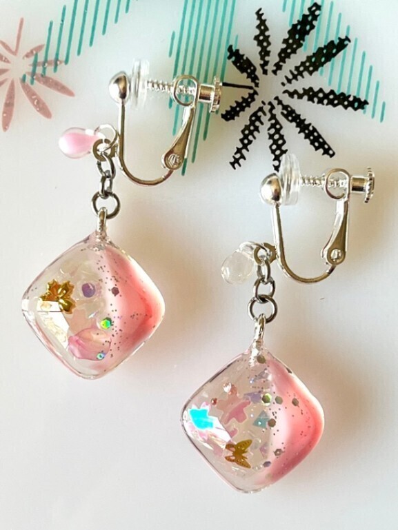 くすみピンク🌸さくらイヤリング／フックピアス【リベポ払い歓迎🎉】