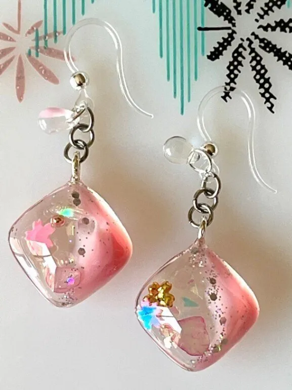 くすみピンク🌸さくらイヤリング／フックピアス【リベポ払い歓迎🎉】