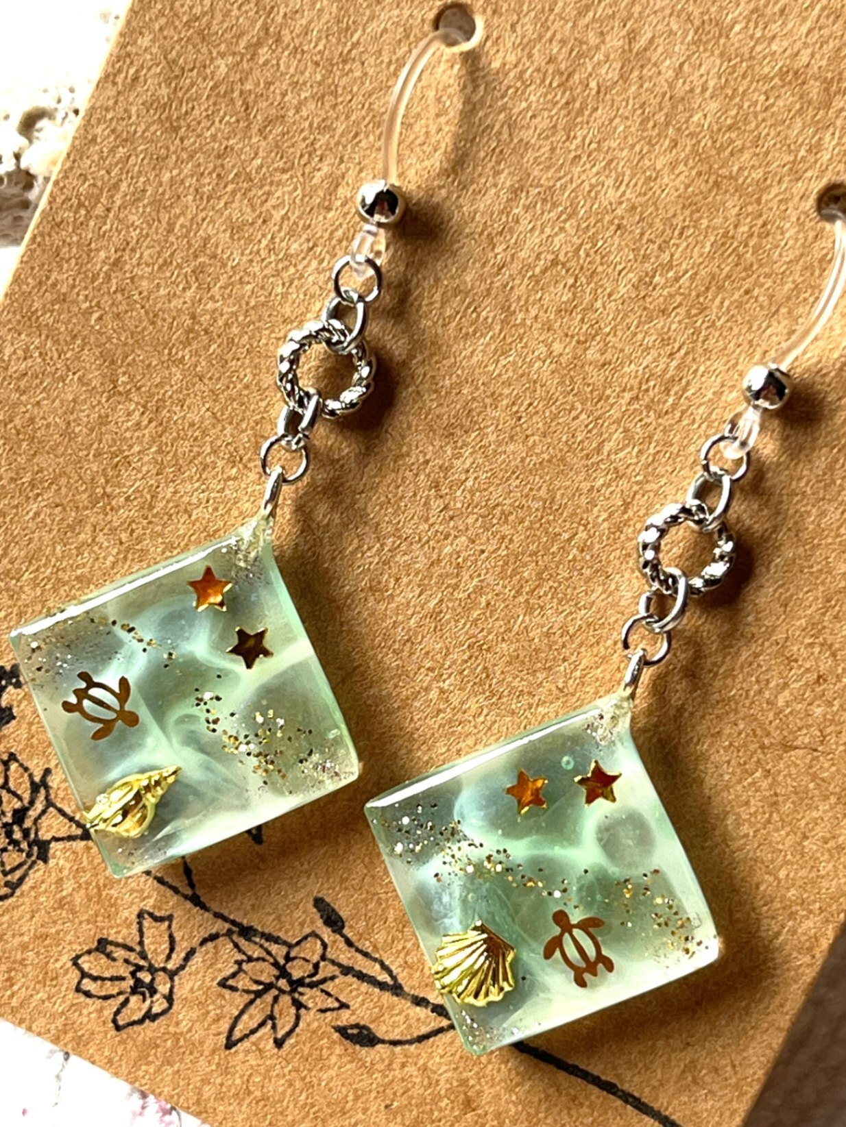 海のいきもの🐢イヤリング／フックピアス【リベポ払い歓迎🎉】