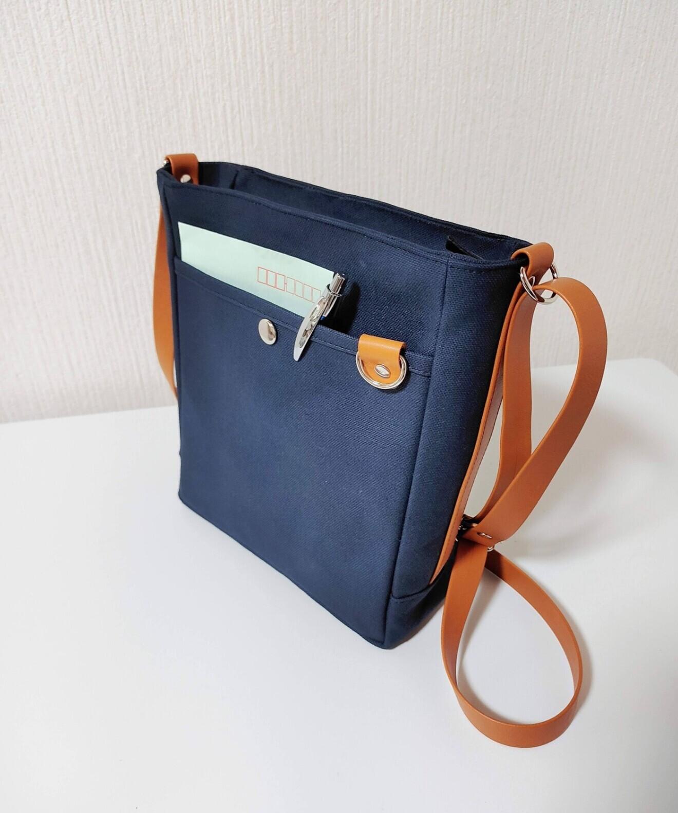 帆布のカラフルサコッシュ（濃紺）