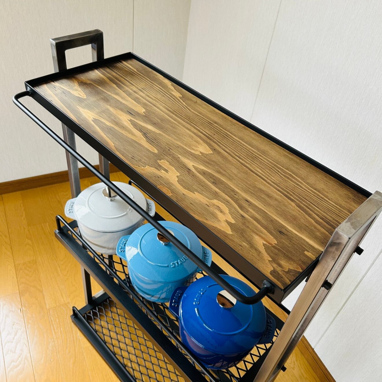 キッチン3段シェルフ　スタイリッシュ　オシャレ　アイアン家具