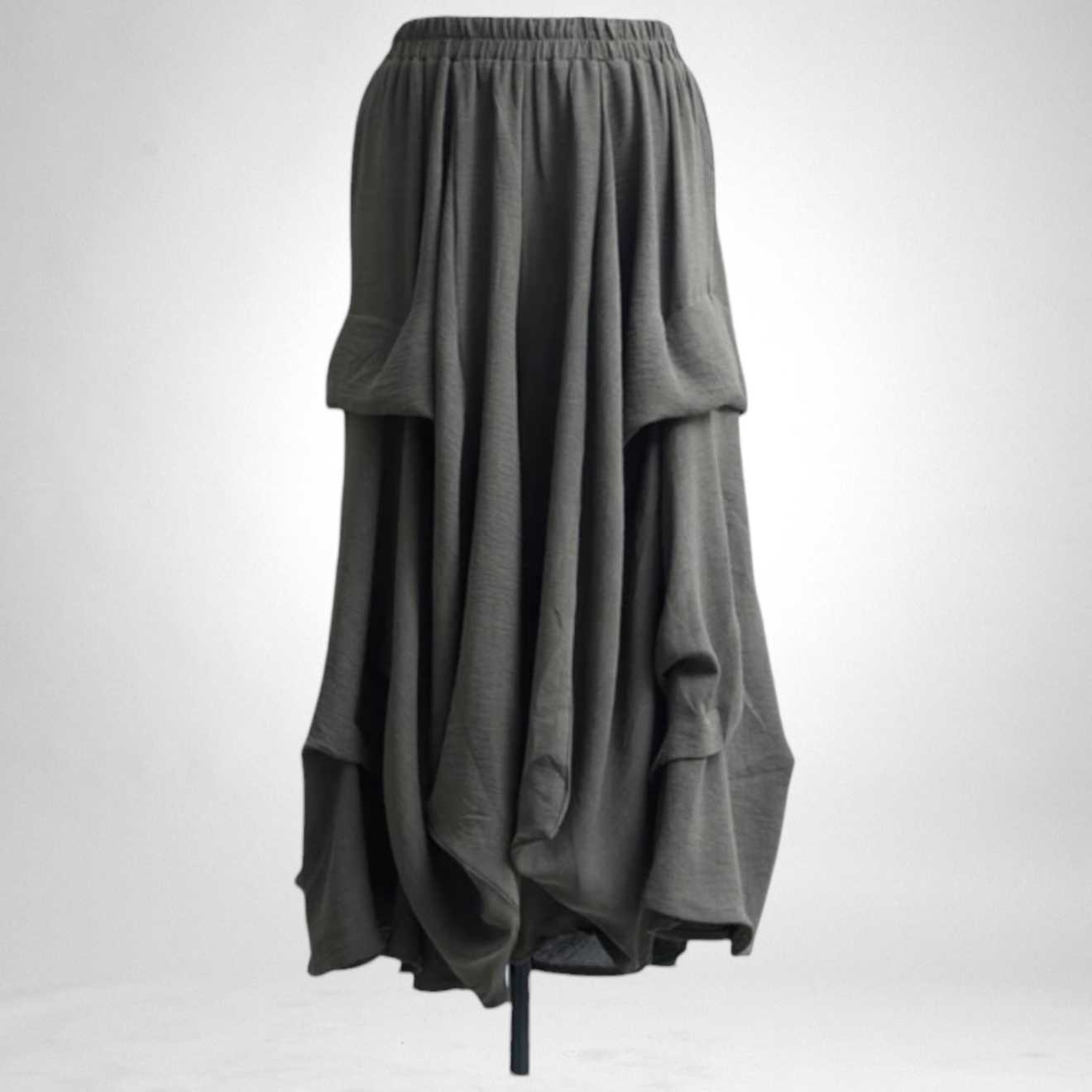 フリル　ワイドパンツ　モードスタイル
グレー　ゴム　高見え　カーキ