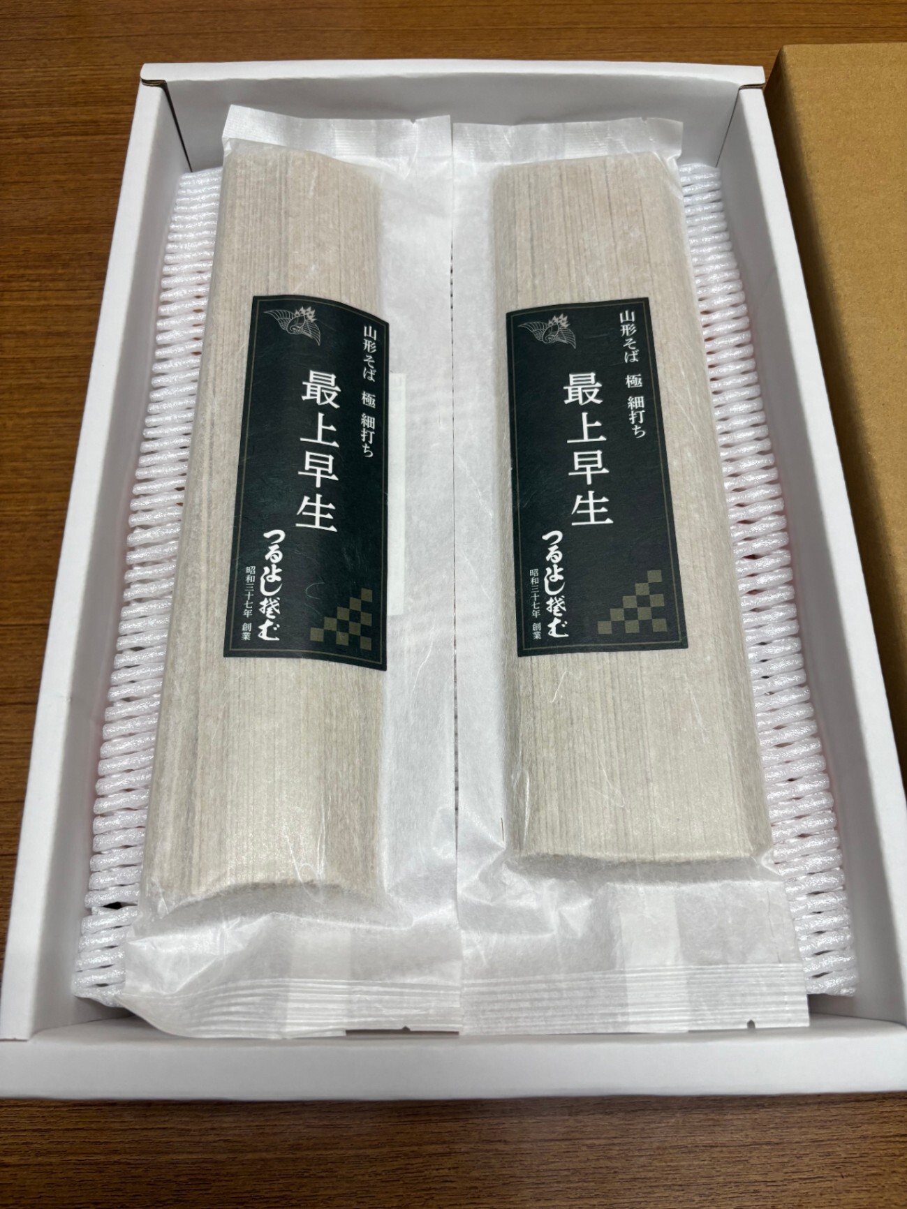 お中元セット　【桃＋そば】