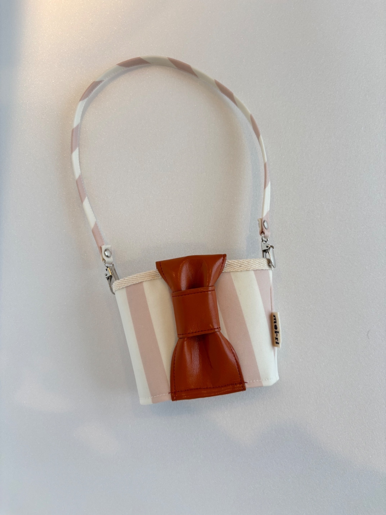 【ハンドメイド】保冷ドリンクホルダー｜もちあるきカフェ くすみピンクストライプ