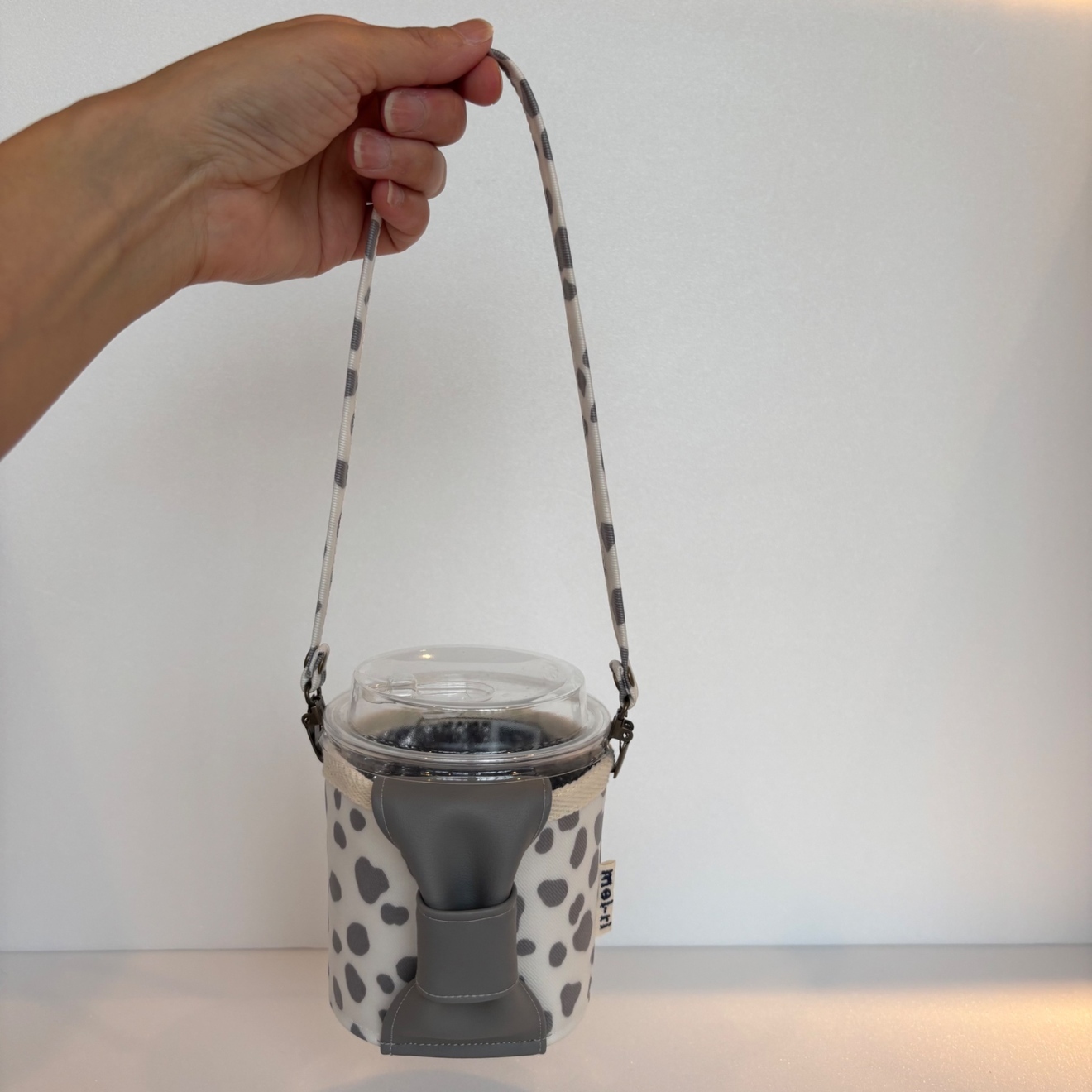 【ハンドメイド】保冷ドリンクホルダー｜もちあるきカフェ ダルメシアングレー