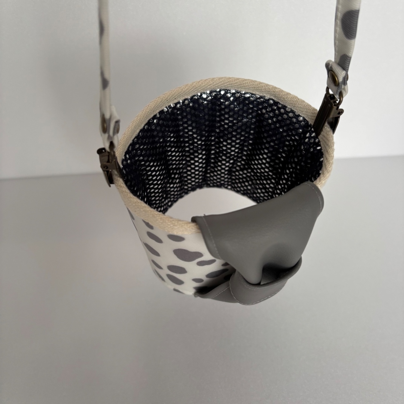 【ハンドメイド】保冷ドリンクホルダー｜もちあるきカフェ ダルメシアングレー