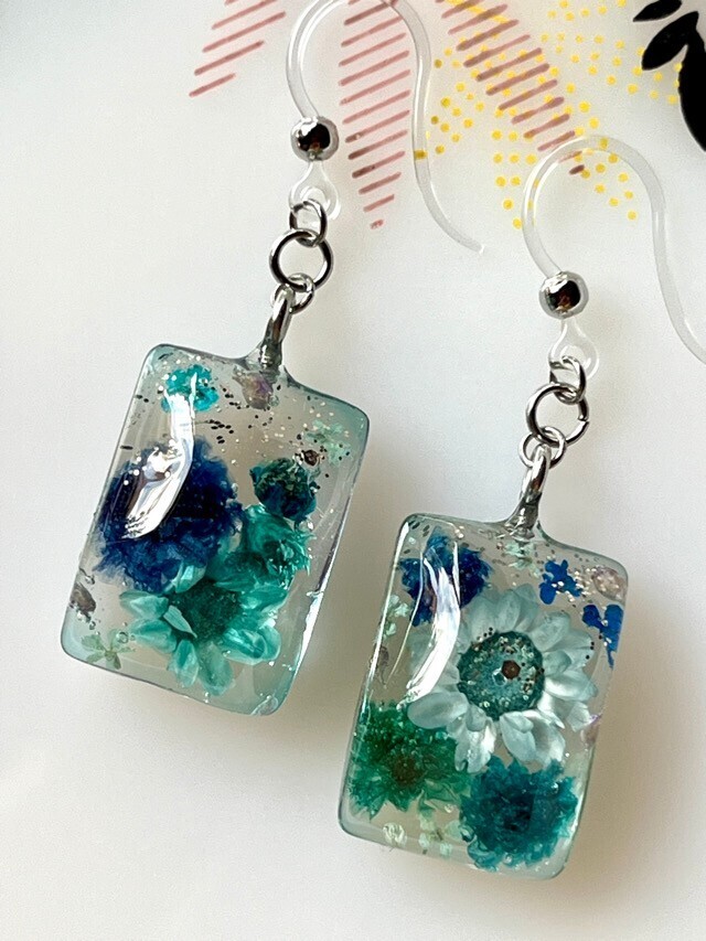 赤い花🌸青い花フックピアス【リベポ払い歓迎🎉】