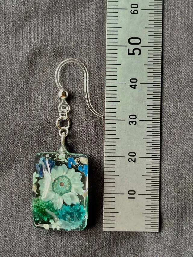 赤い花🌸青い花フックピアス【リベポ払い歓迎🎉】