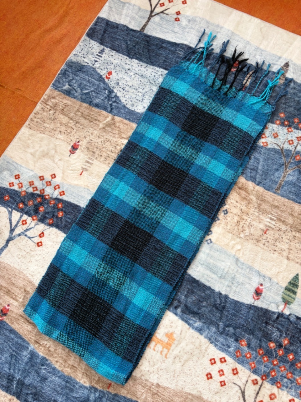 【ハンドメイド】ブルーとブラックのチェックの手織りストール