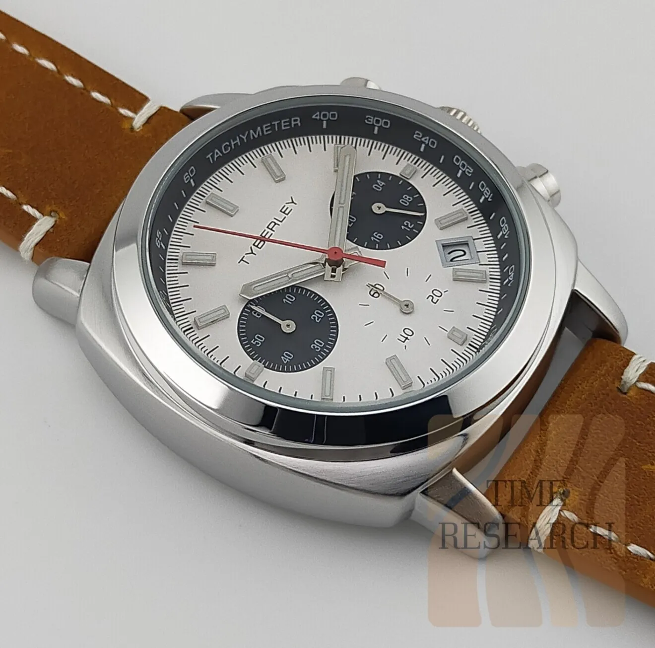 ネオヴィンテージ【国産S社製VD53搭載/新品】レトロクッション型クロノグラフ④