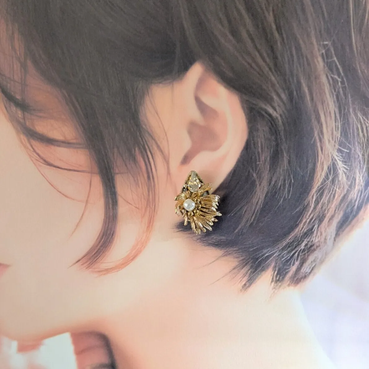 RE10 刺繍 雫フラワー ピアス【ハンドメイド】