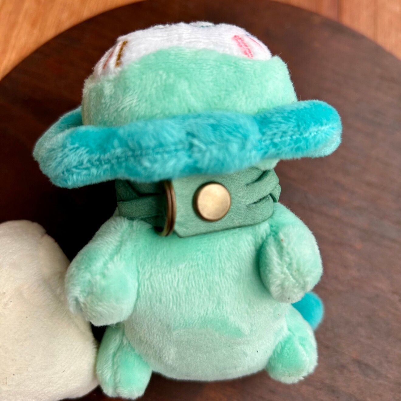 迷子にならない本革おさんぽ首輪【イニシャル入りプチプレート付き】　3色