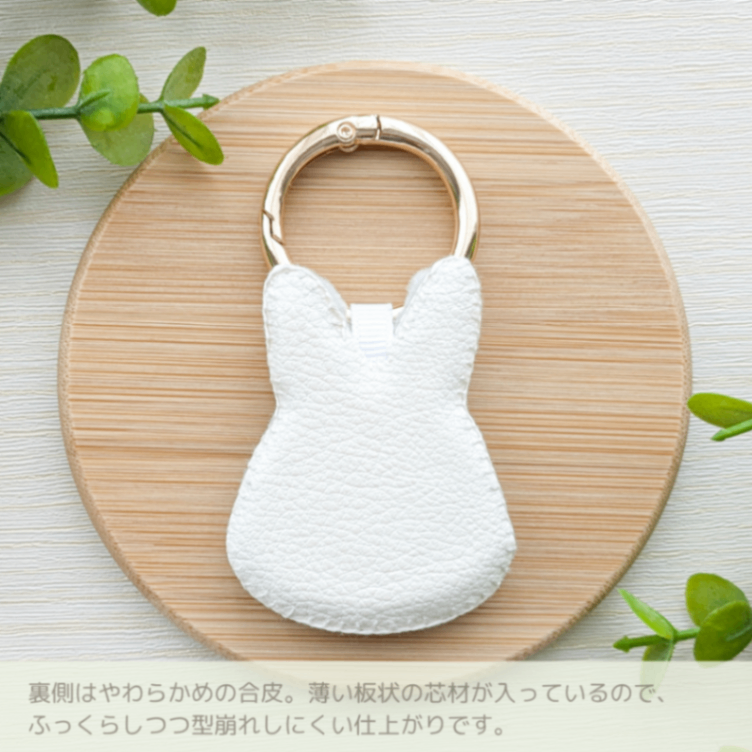 ＼残り1点／うさぎバッグチャーム《茶色の立ち耳うさぎさん》｜ふわふわ刺繍キーホルダー