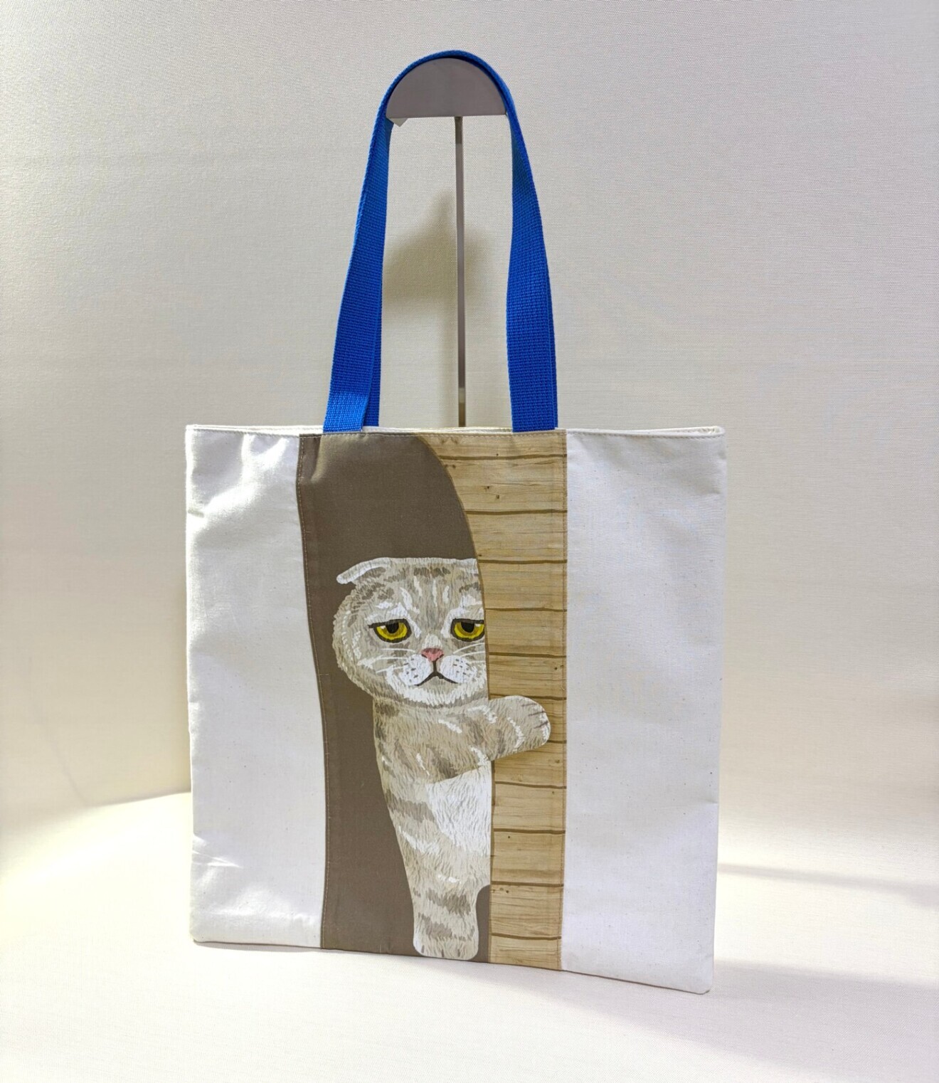 表と裏で楽しめる♪ 猫の大きめトートバッグ 38×38cm
