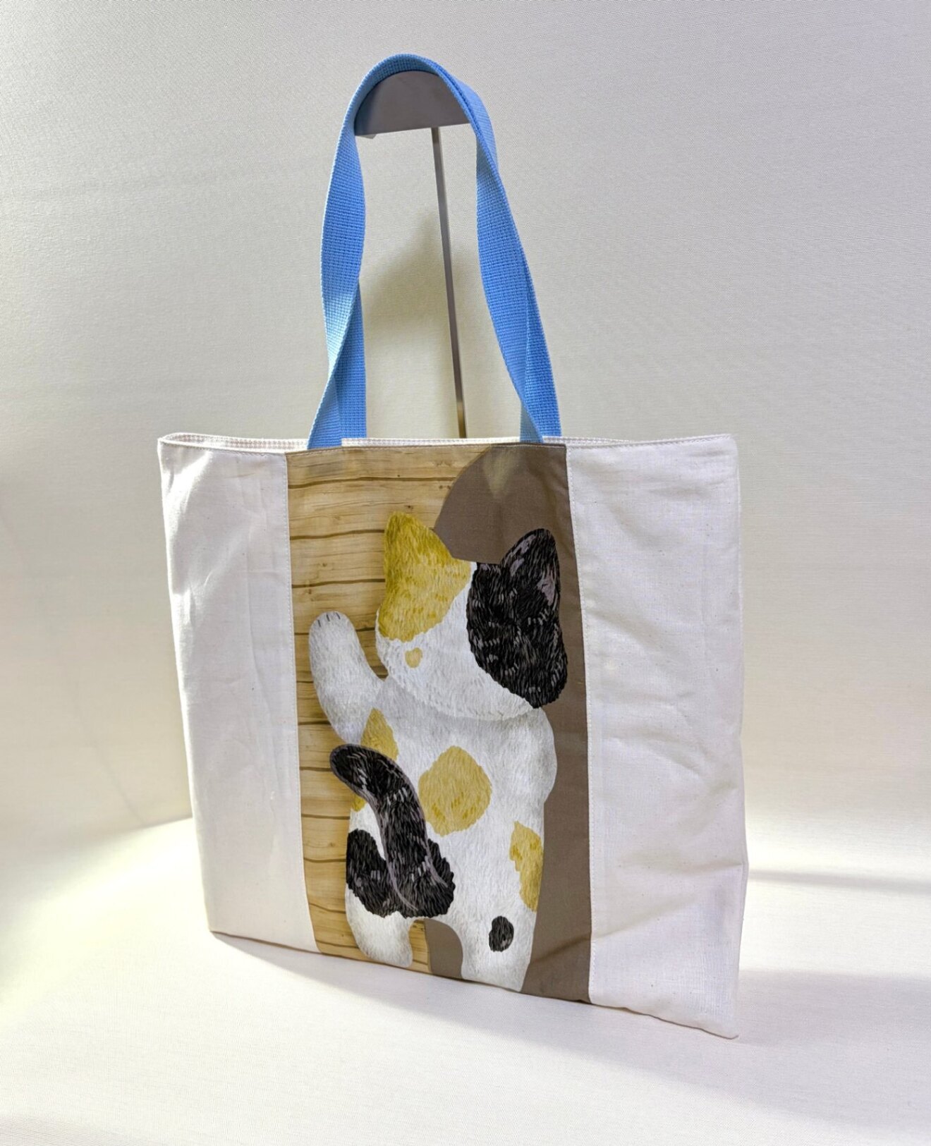 【三毛猫】表と裏で楽しめる♪ 猫の大きめトートバッグ 38×37cm

