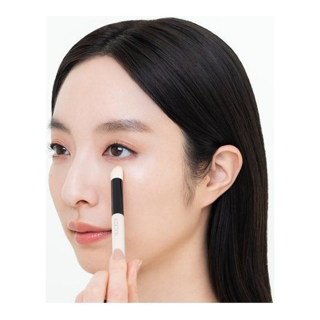 ADDICTION フィンガーコンシーラーブラシ 平筆