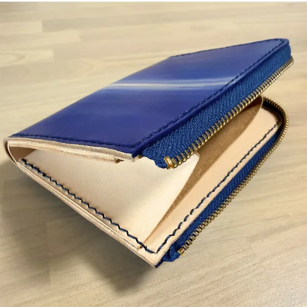 【ハンドメイド】手染めヌメ革のミニ財布