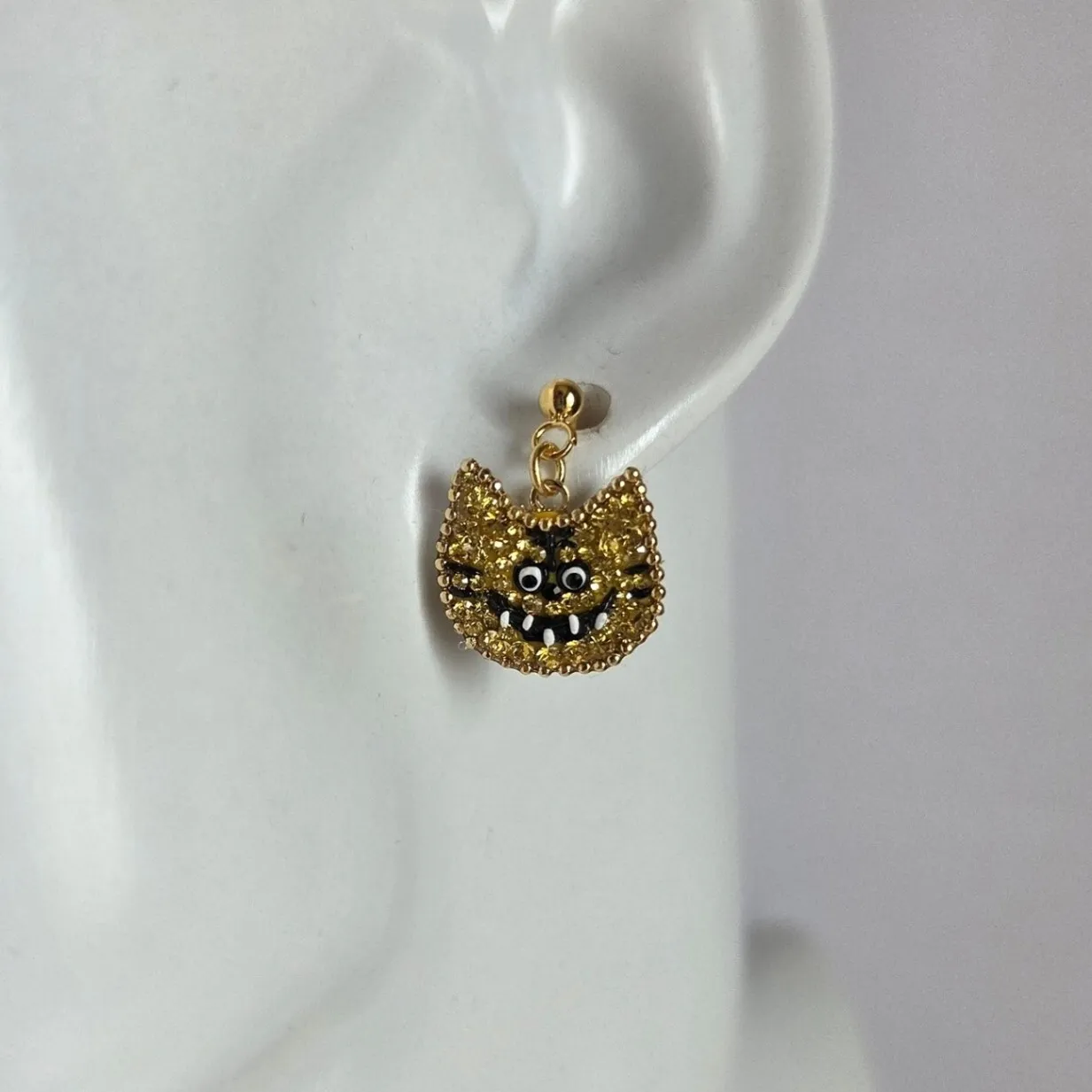 ファンキータイガーピアス/イヤリング