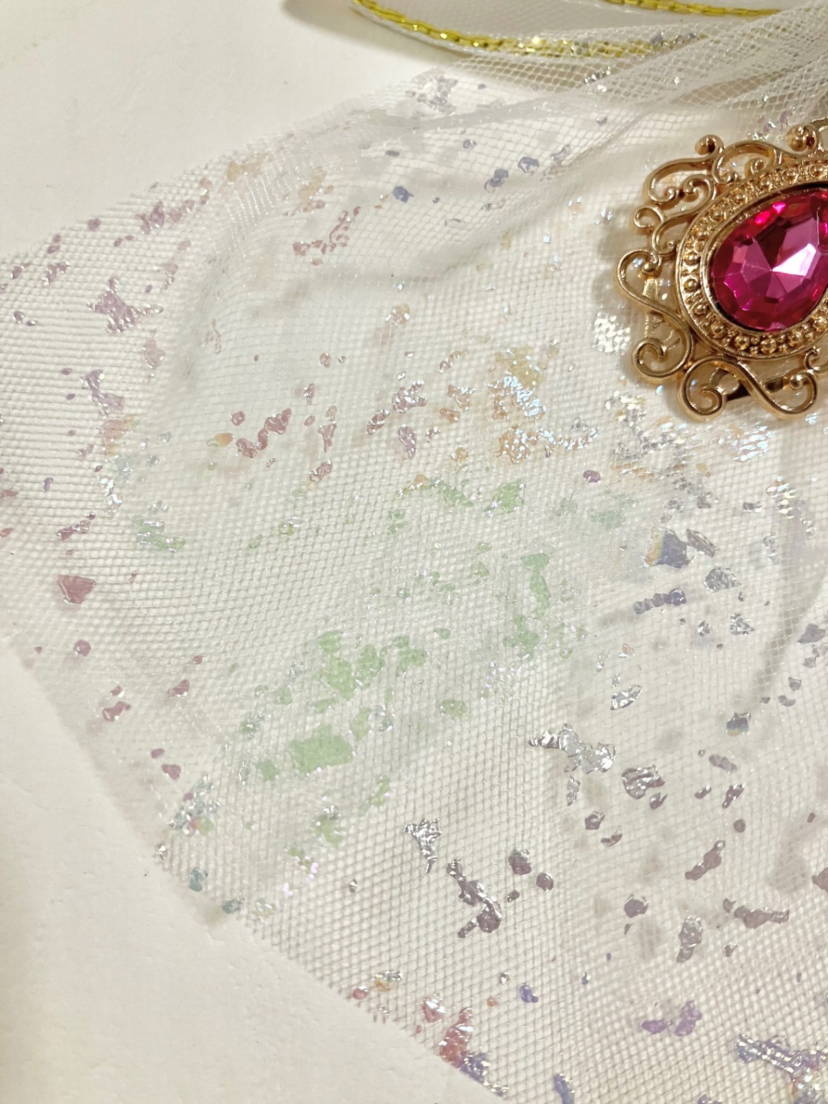 【ハンドメイド】なりきり　ホワイト　チュール　ヘアクリップ