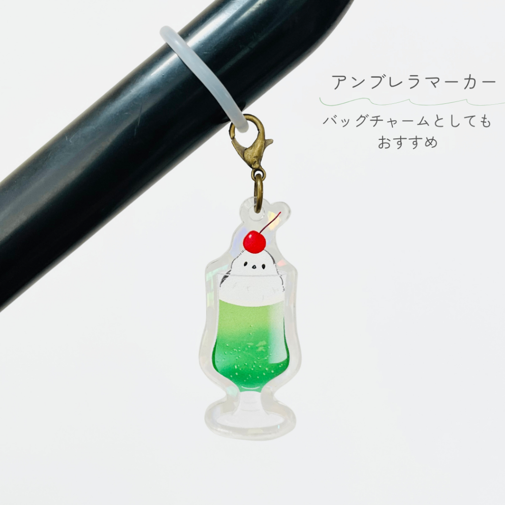 シマエナガさん×クリームソーダのキラキラホロ入りアクリルチャーム　選べるストラップ