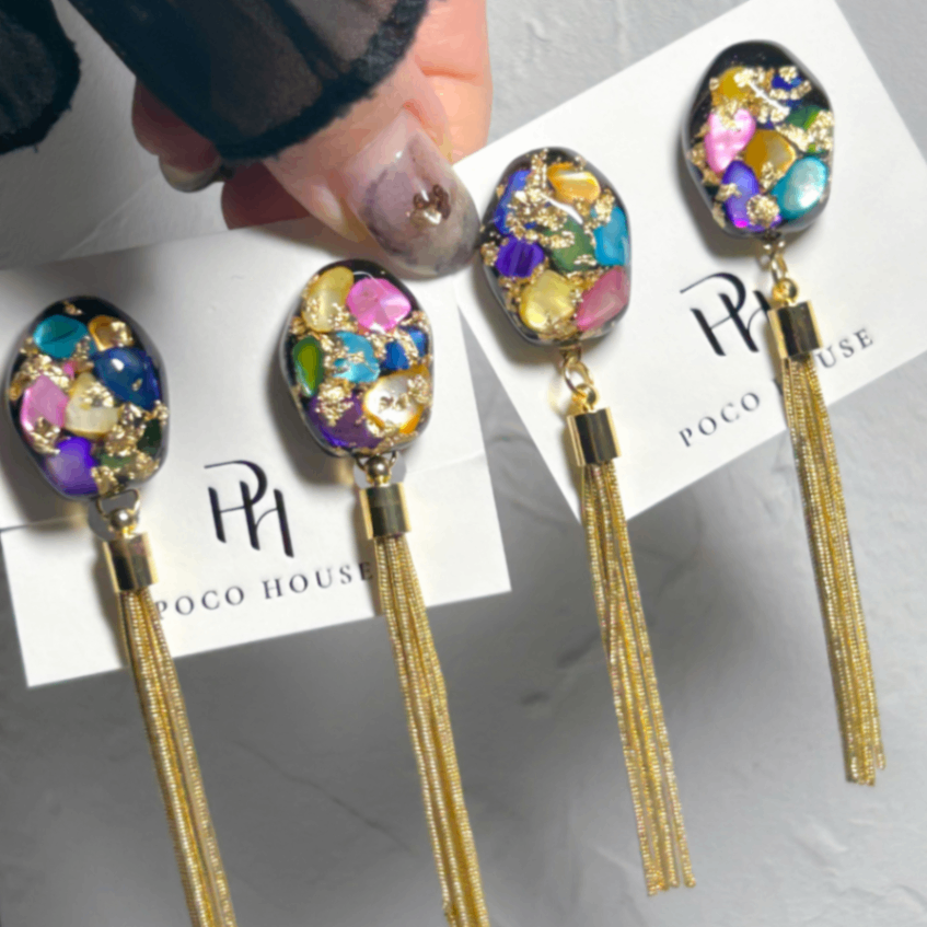 ピアス イヤリング 個性が輝く カラフル シェル ｜SAZARE BLACK tassel