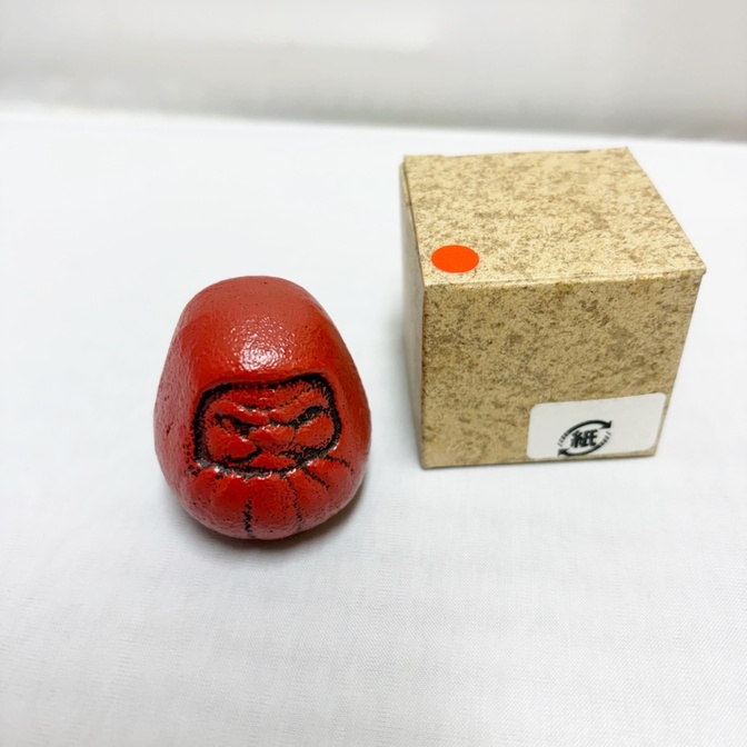 墨運堂　文鎮〈ダルマ〉