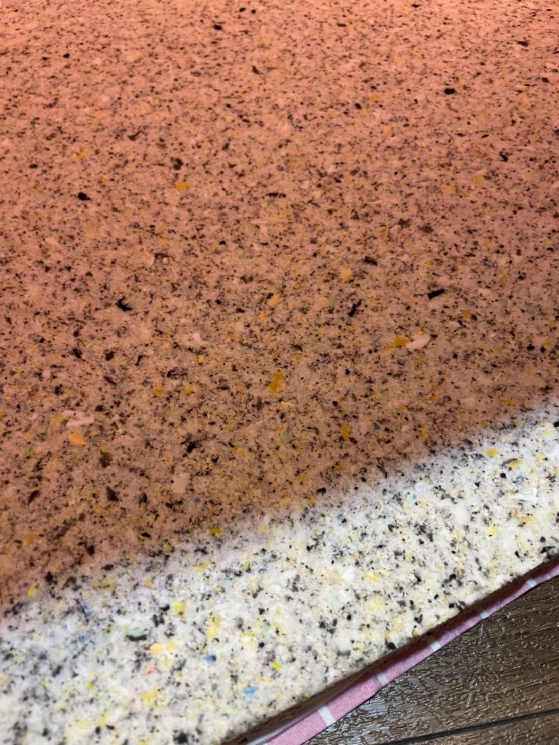 タンカーなどに使われるヘタリにくいチップウレタン10cm