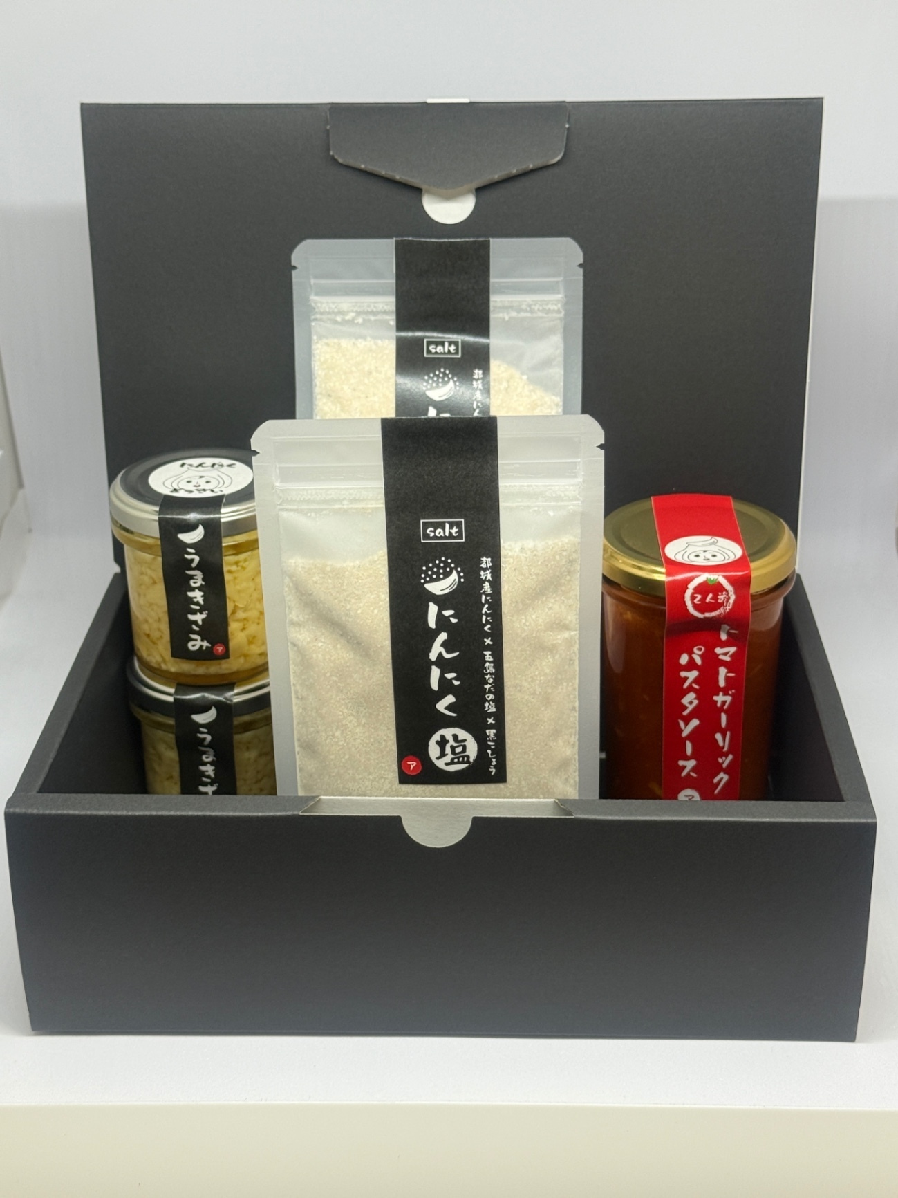 [ギフト]食卓ににんにくの香りを！
(にんにく栽培時農薬不使用)