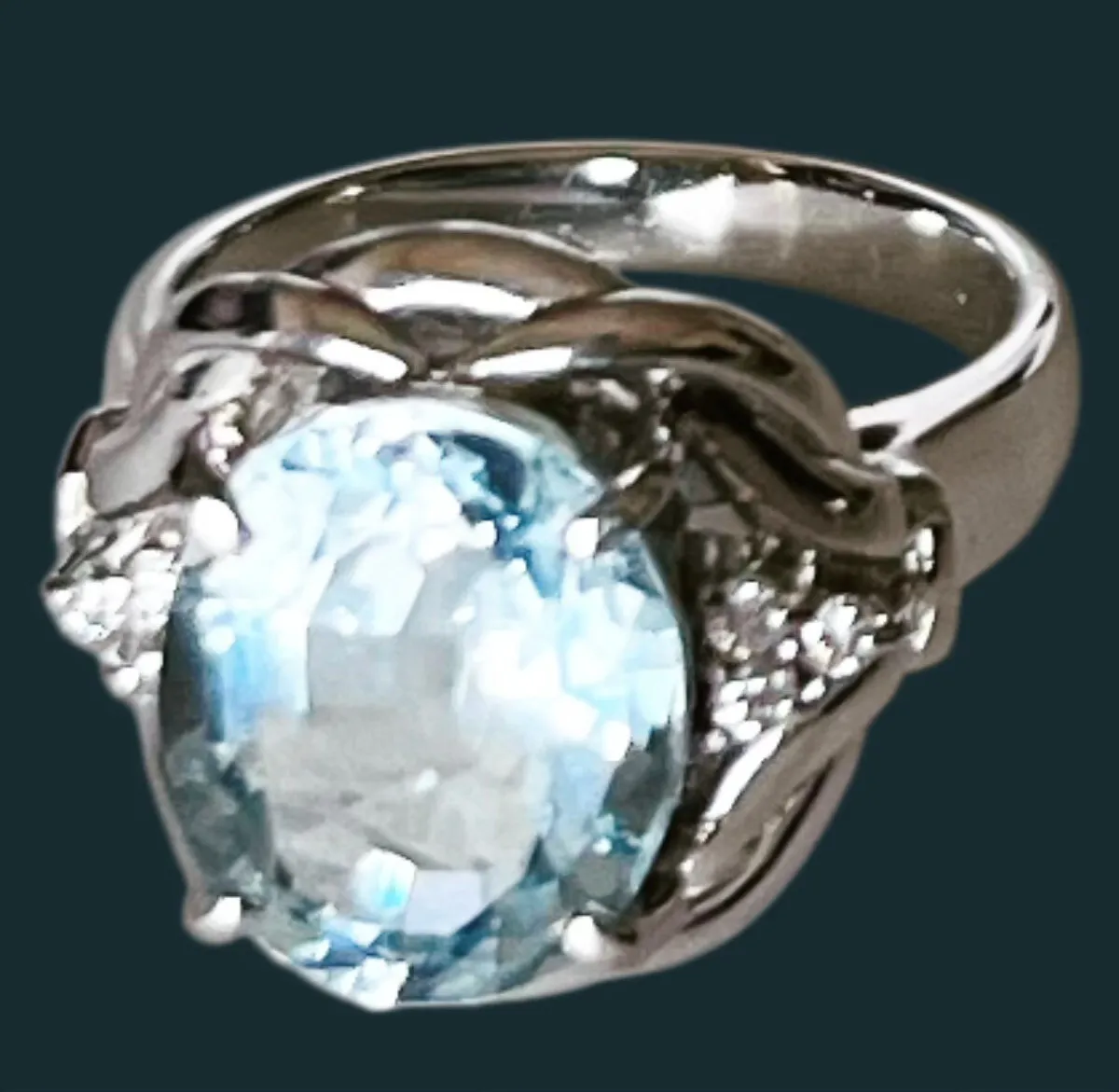 天然アクアマリン 4.690ct ダイヤモンド 0.100ct Pt900 リング