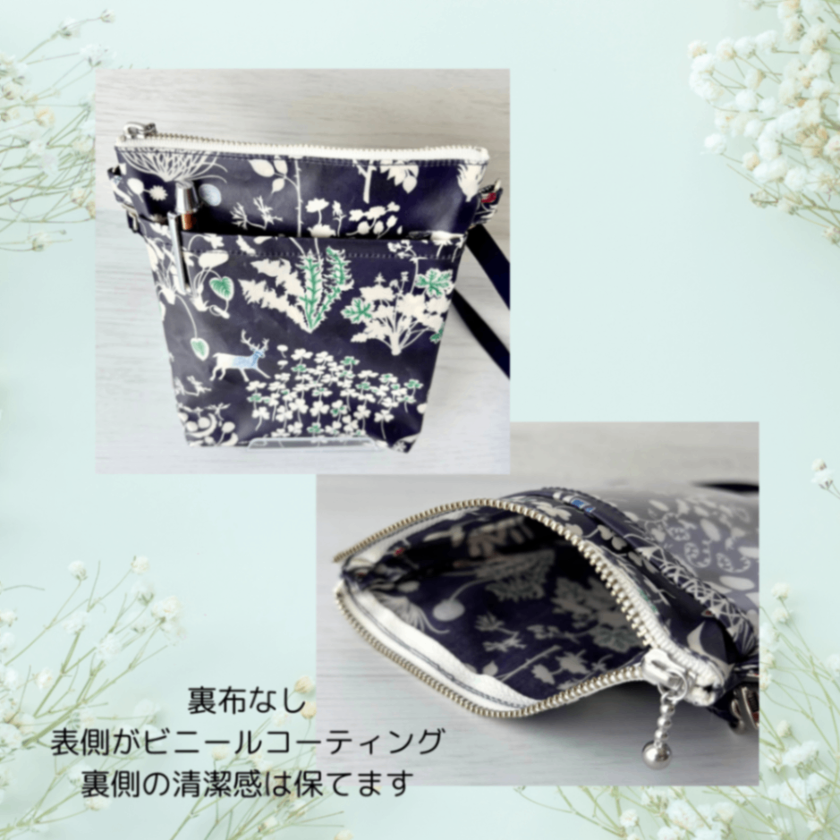 【名札ケース】ハンドメイド　リバティプリント「Yoshie」　ビニールコーティング生地　オフ会のお供