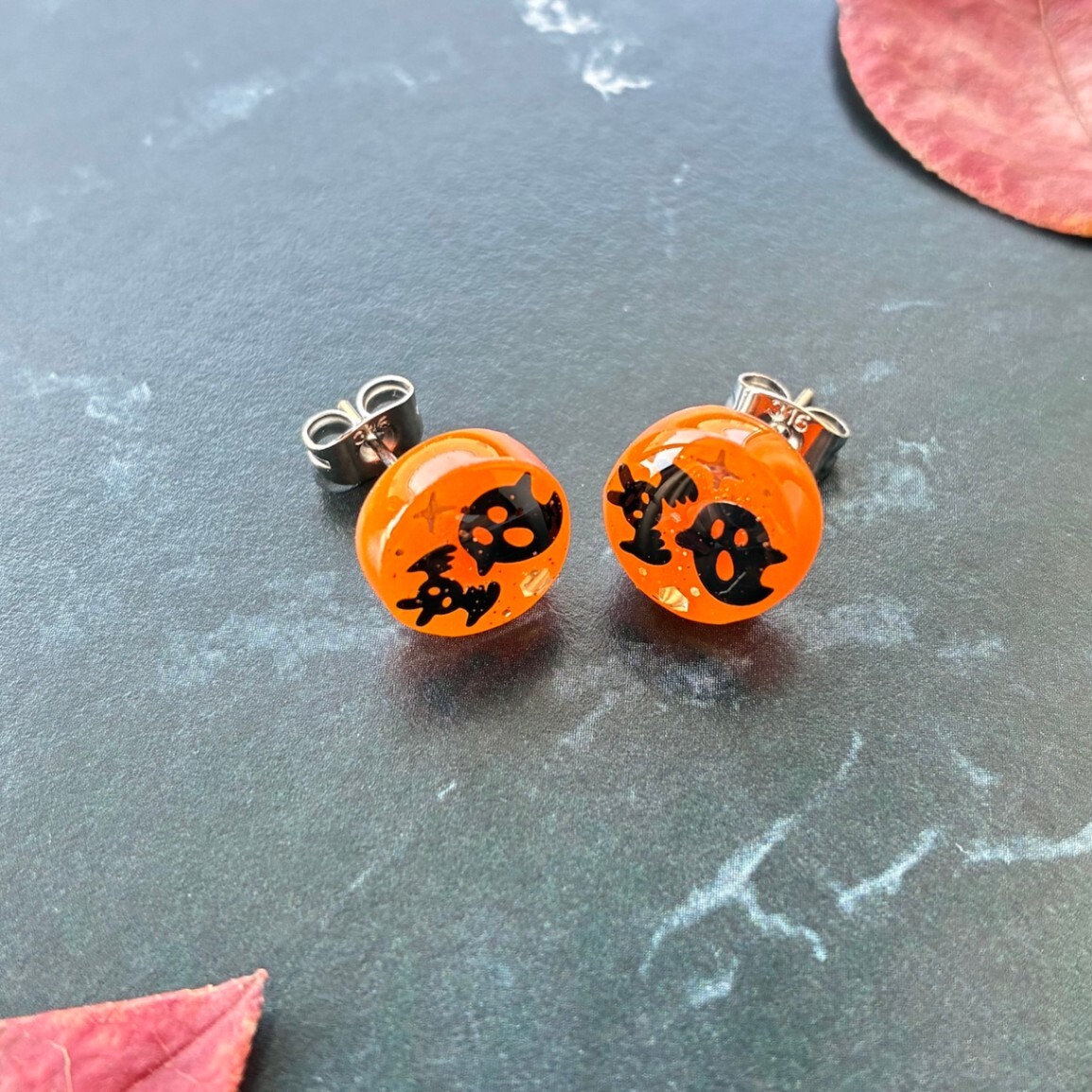 ハロウィンナイト ミニピアス おばけ コウモリ オレンジ サージカルステンレス 小ぶり ハロウィン