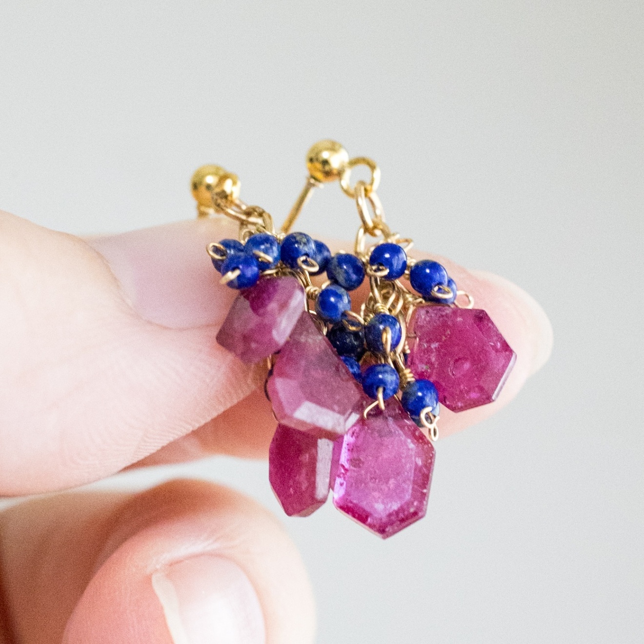 【ハンドメイド】ルビー ラピスラズリ ピアス【戯れシリーズ】