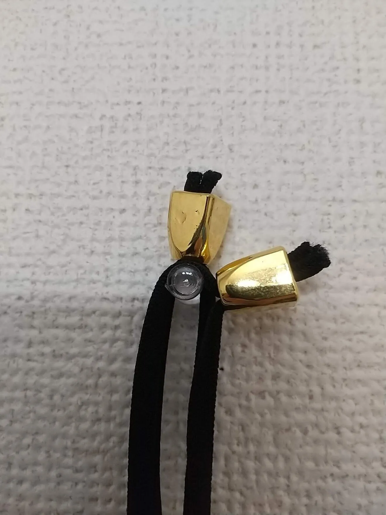 風呂敷リメイクの丸底巾着袋｜黒ビロード×紫和柄 ハンドメイド