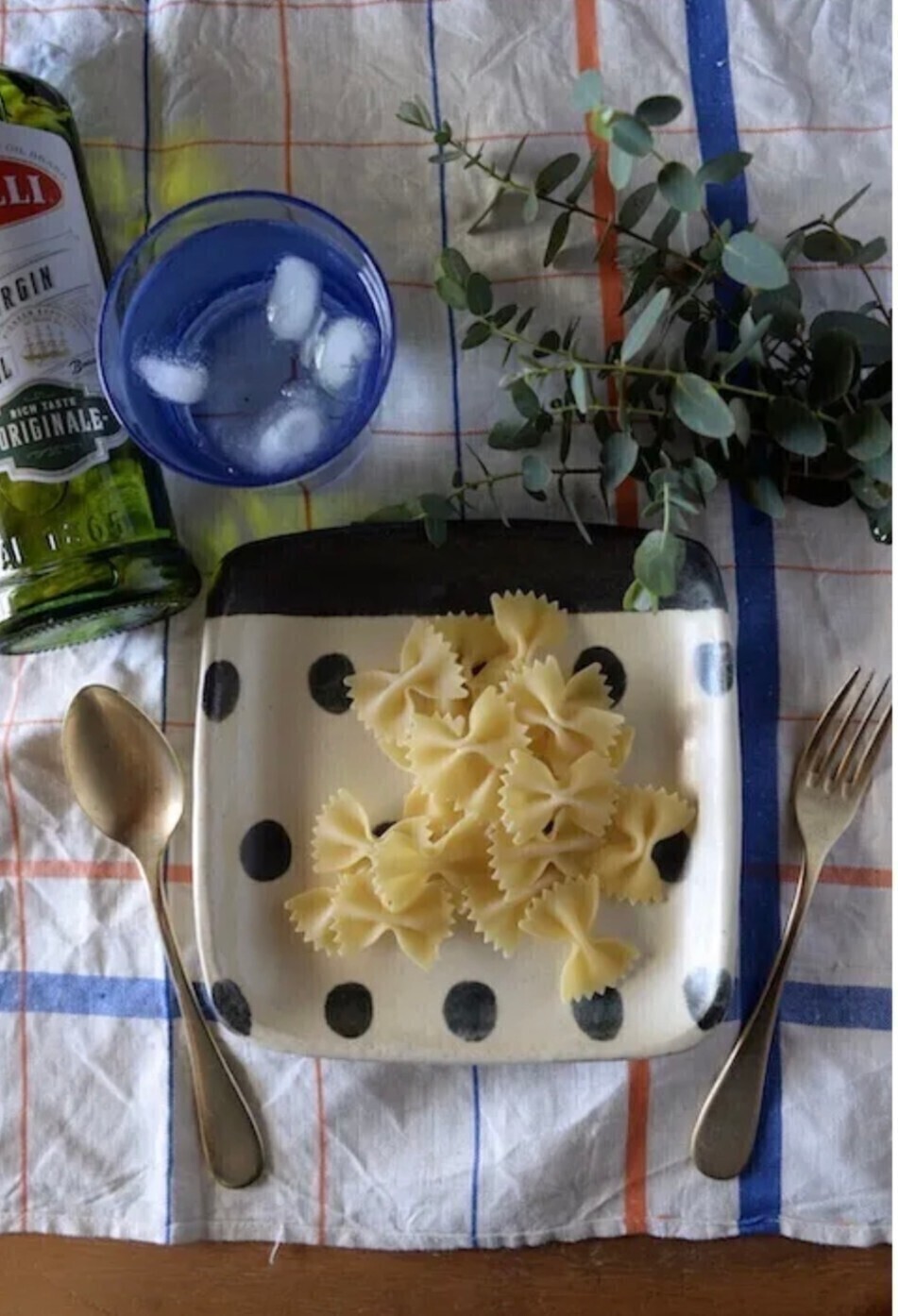 パン皿　ドット柄　きせと釉


