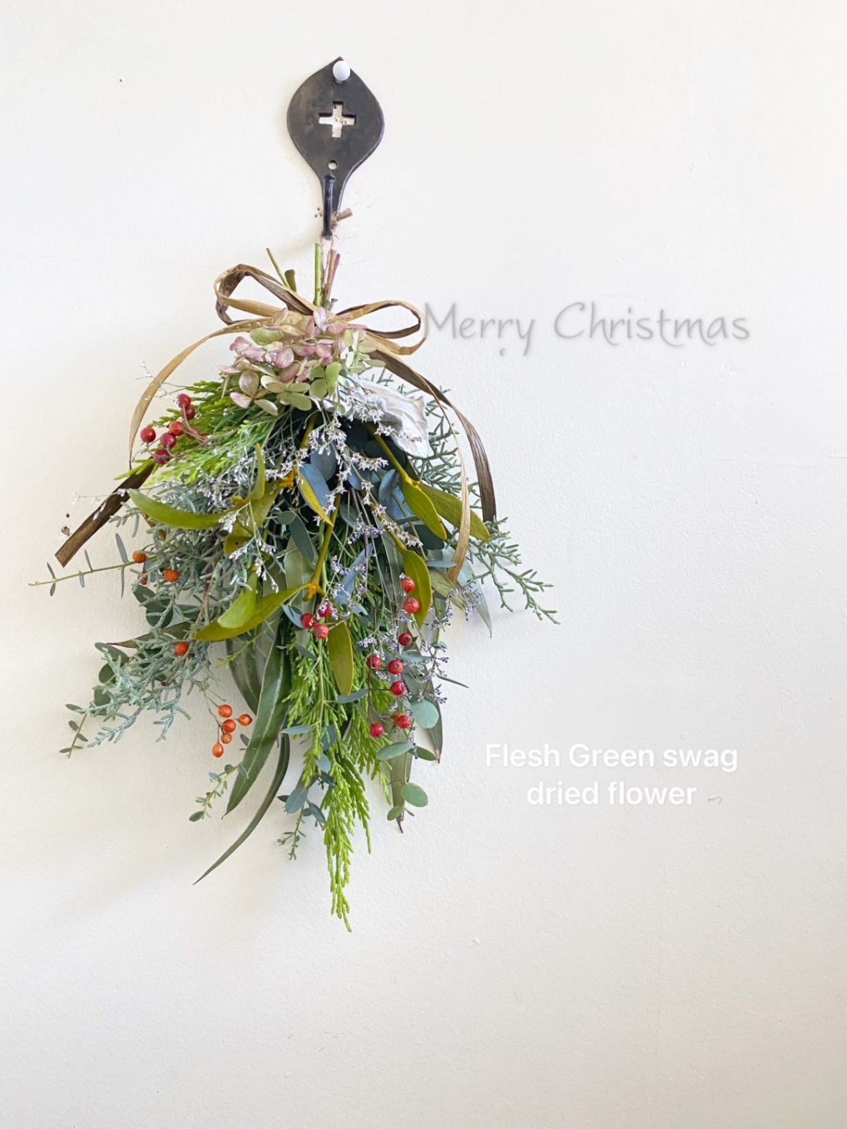 フレッシュグリーン　クリスマススワッグ　野ばらの実　ヤドリギ　スワッグ