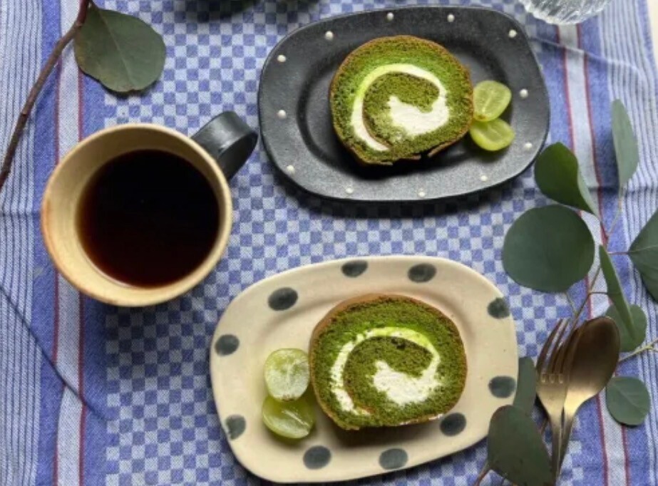 パレット皿　ドット柄　白マット釉


