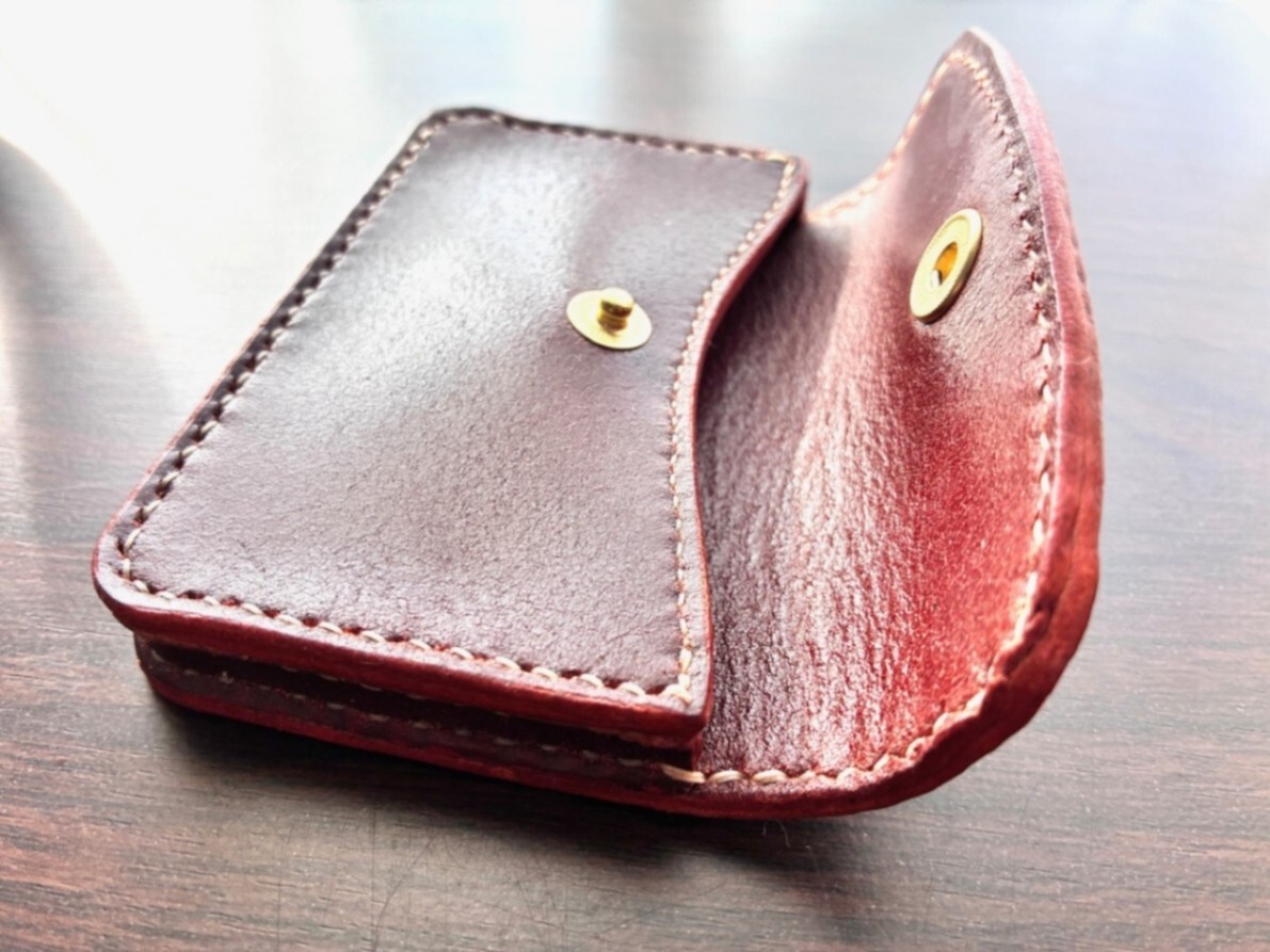 【ハンドメイド】コードバン 名刺入れ 総手縫い 一点物 ハンドメイド 本革 ワインレッド