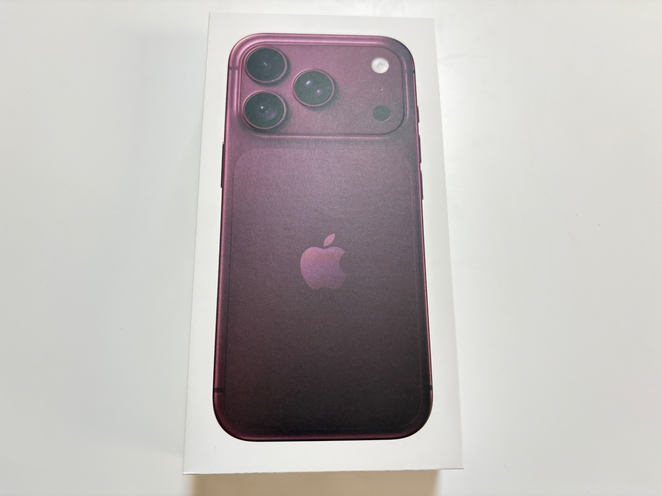 【新品未開封】iPhone18pro 256GB バーガンディ SIMフリー