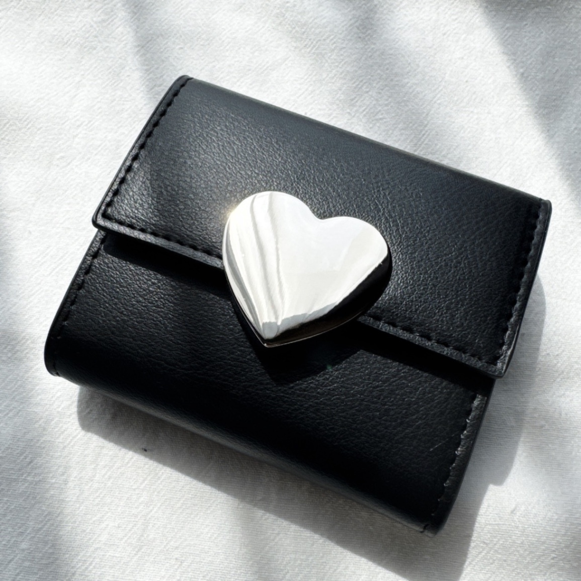 【稼げや祭り価格🔥】 heart mini wallet | ハート 三つ折りミニ財布 ブラック 黒